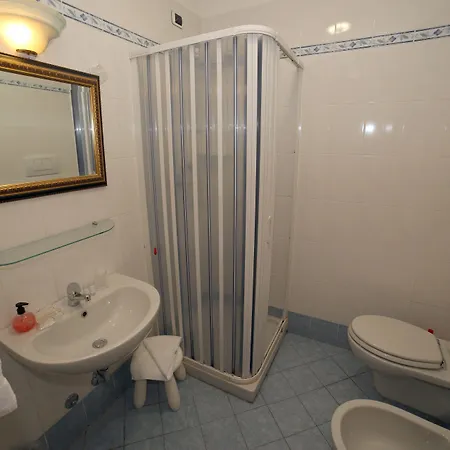 La Notte Blu 3* Florence