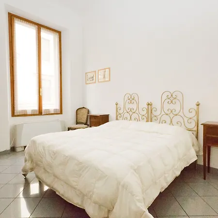 Bed & Breakfast La Notte Blu Florencie