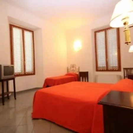 La Notte Blu Nocleg ze śniadaniem 3*